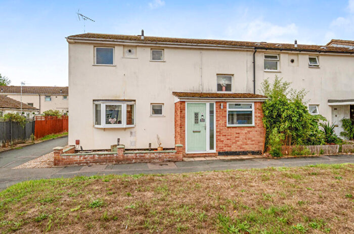 3 Bedroom End Of Terrace House For Sale In Abbotsbury, Bracknell, Berkshire, RG12