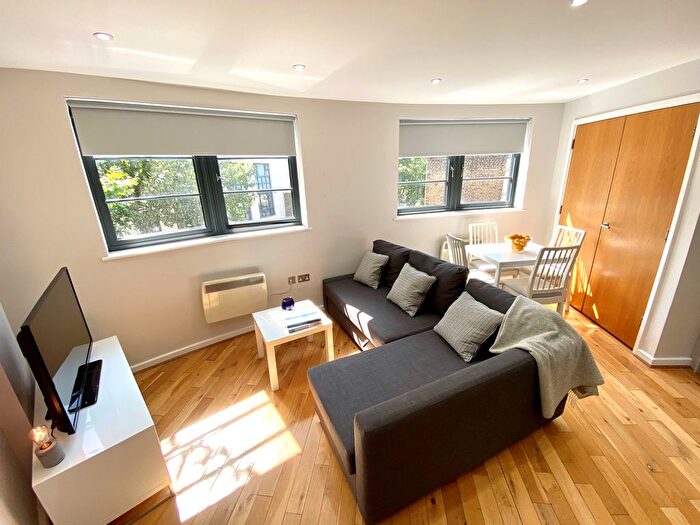 2 Bedroom Flat To Rent In Grange Road, London, SE1