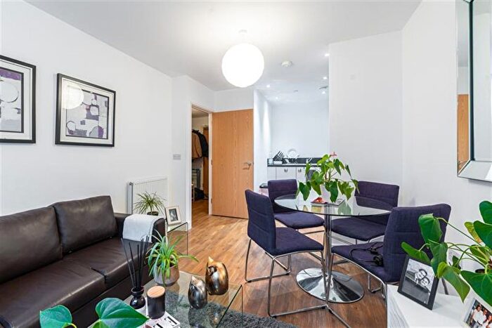 1 Bedroom Flat For Sale In Apt, Connaught Heights, Newham, E16