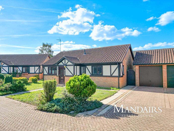 3 Bedroom Bungalow For Sale In Willow Gate, Eye Road, Peterborough, PE1