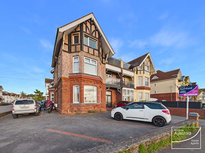 2 Bedroom Flat For Sale In Marine Drive, Preston, Paignton, TQ3