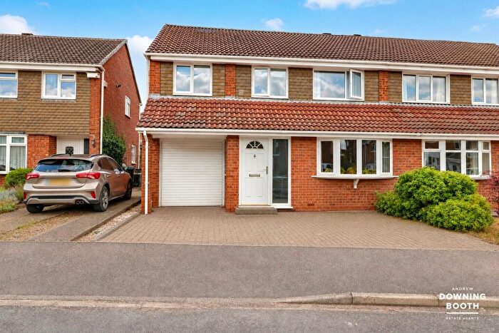 4 Bedroom Semi-Detached House For Sale In Dovebridge Close, Sutton Coldfield, B76