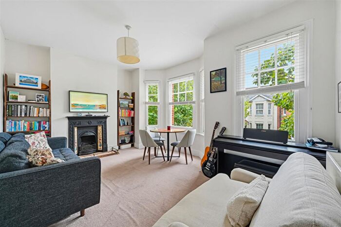 2 Bedroom Maisonette To Rent In Cromwell Road, Wimbledon, SW19