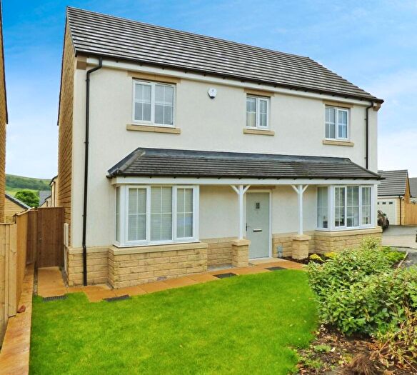 4 Bedroom Detached House To Rent In Swarth Fell Close, Skipton, BD23