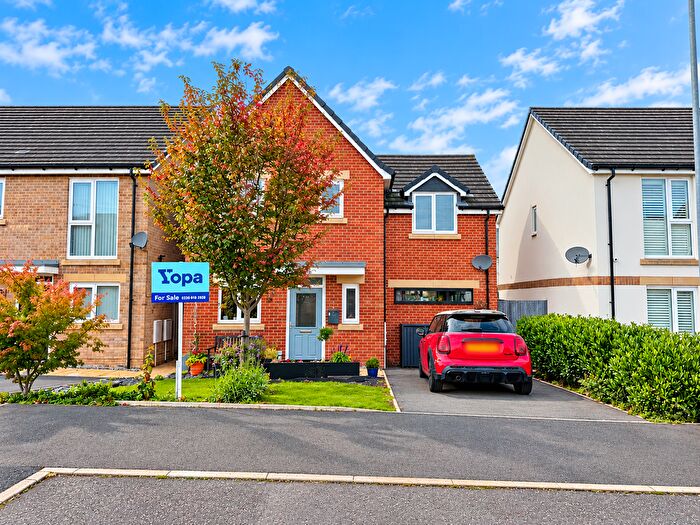 3 Bedroom Detached House For Sale In Stargate Close, St. Helens, WA9