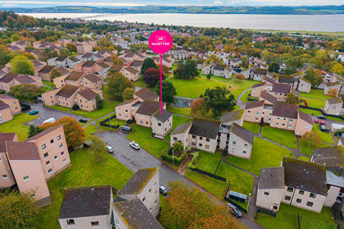 2 Bedroom End Of Terrace House For Sale In Dochart Terrace, Dundee, DD2