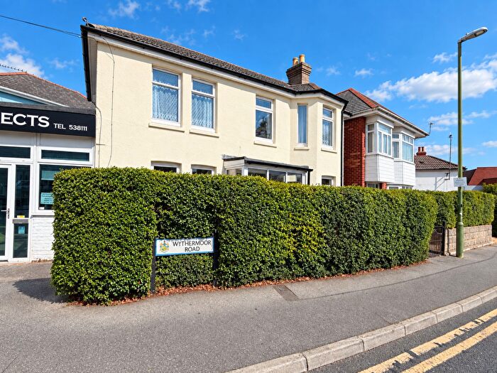 5 Bedroom House To Rent In Withermoor Road, Bournemouth, BH9