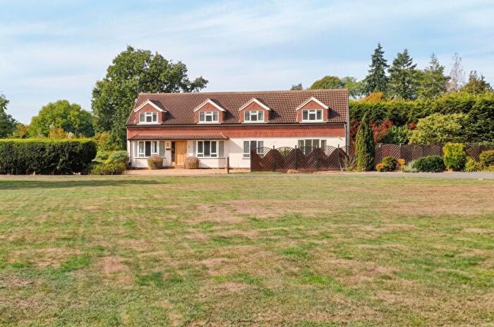 5 Bedroom Detached House For Sale In Cobham Way, East Horsley, KT24