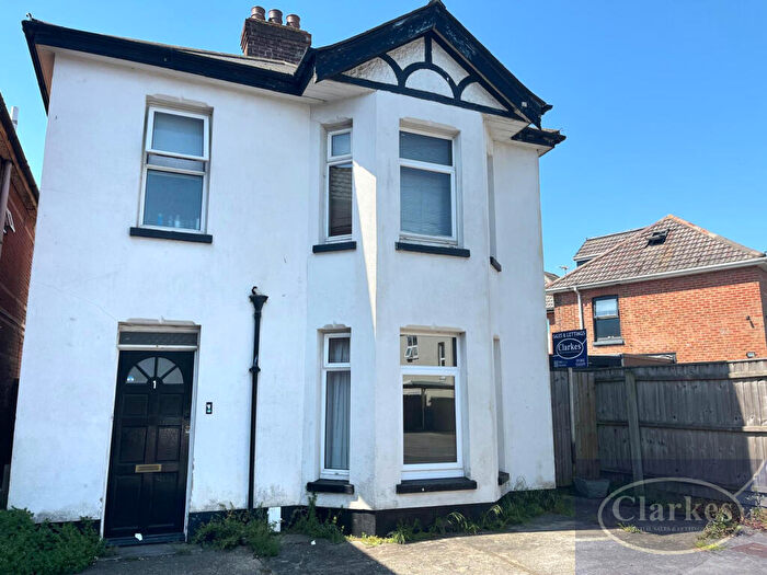 5 Bedroom Detached House To Rent In Limited Road, Winton, BH9