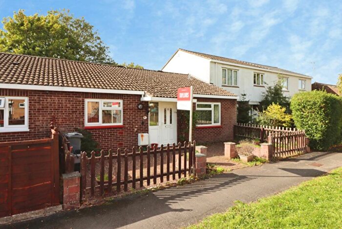 2 Bedroom Bungalow For Sale In Stonechat Gardens, Bristol, BS16