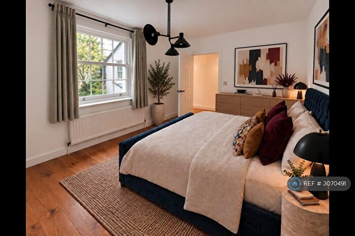 1 Bedroom Flat To Rent In Cintra Park, Crystal Palace, London, SE19
