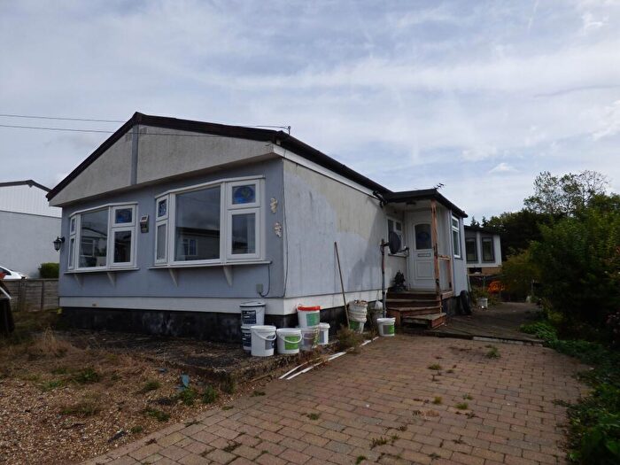 2 Bedroom Mobile Home For Sale In Dunton View, Dunton Mobile Home Park, Brentwood, CM13