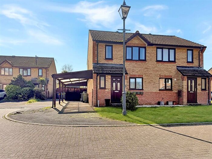 3 Bedroom Semi-Detached House For Sale In Swallow Field, Roundswell, Barnstaple, EX31