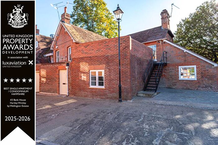 2 Bedroom Apartment For Sale In High Street, Hartley Wintney, RG27