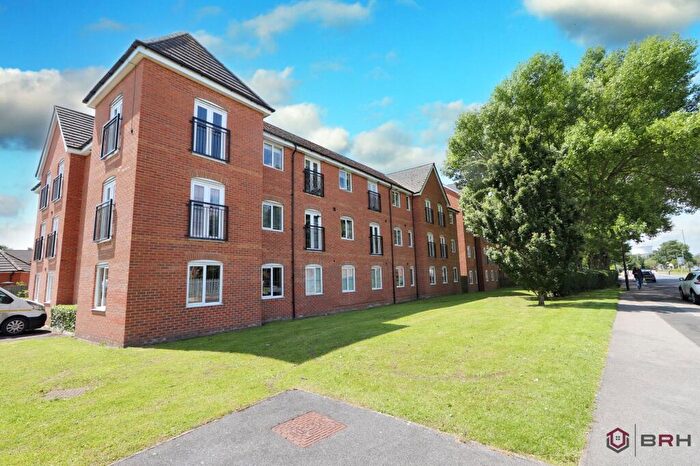 2 Bedroom Flat For Sale In Grangefield Court, Doncaster, DN4