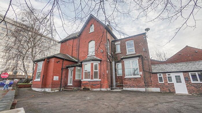 1 Bedroom Flat To Rent In Wellington Road South, Stockport, Cheshire, SK2