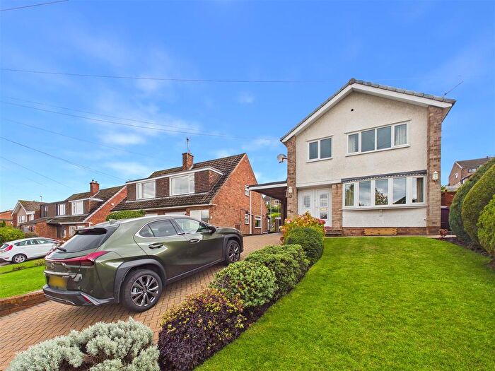 3 Bedroom Detached House For Sale In Caldey Road, Dronfield, S18