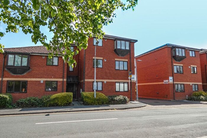 2 Bedroom Flat To Rent In Park Road, Hull, HU3
