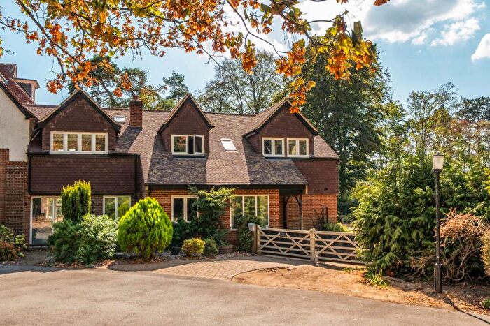 3 Bedroom Semi-Detached House For Sale In Puttenham, Guildford, Surrey, GU3