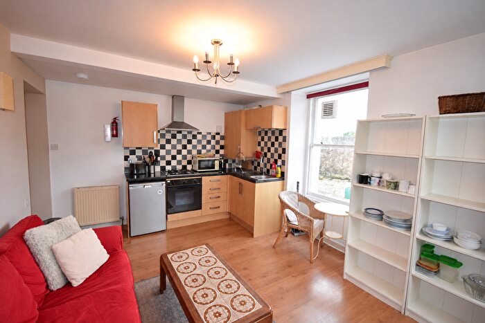 2 Bedroom Flat For Sale In Balfour Place, St Andrews, KY16