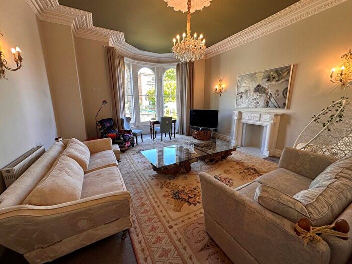 3 Bedroom Apartment To Rent In Pembroke Road, Clifton, Bristol, BS8