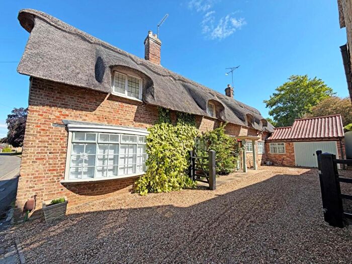 3 Bedroom Character Property For Sale In Cherry Orton Road, Orton Waterville, Peterborough, PE2