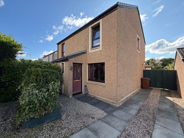 2 Bedroom House For Sale In Brandy Wells, Cairneyhill, Dunfermline, KY12