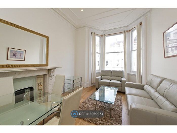 2 Bedroom Flat To Rent In Coleherne Road, London, SW10