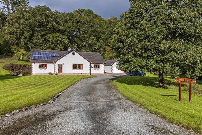 4 Bedroom Bungalow For Sale In Fort Augustus, Highland, PH32