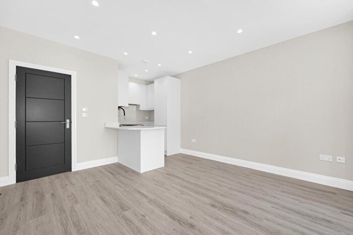 1 Bedroom Apartment To Rent In Park Lane, London, CR0