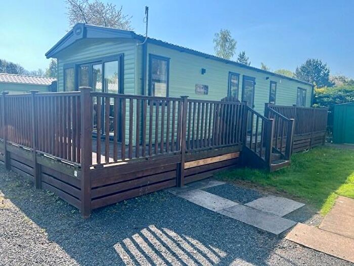 2 Bedroom Caravan For Sale In Lowther Holiday Park, Eamont Bridge, Penrith, CA10
