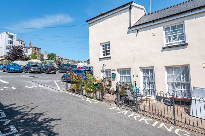 2 Bedroom Semi-Detached House For Sale In Bridge Chambers, Bideford, EX39