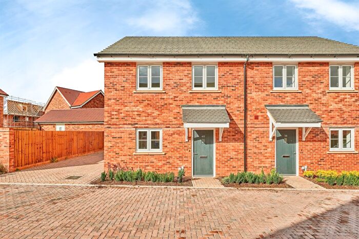 3 Bedroom Semi-Detached House For Sale In Saxon Drive, Great Chesterford, Saffron Walden, CB10