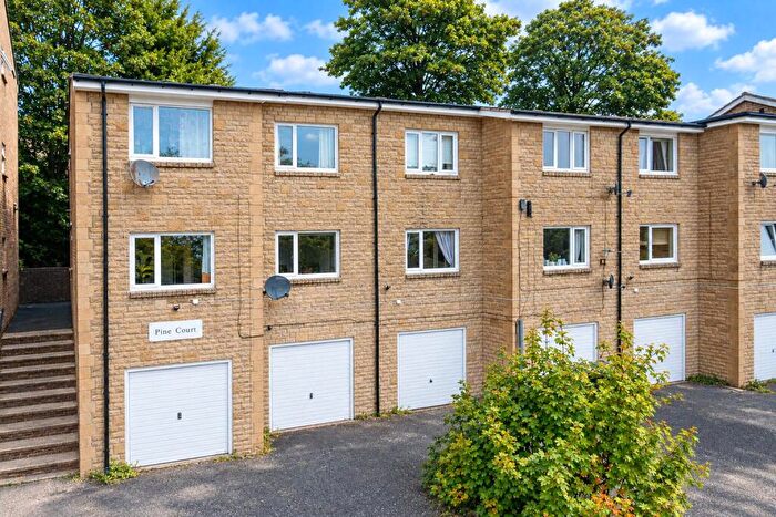 2 Bedroom Flat For Sale In Southcliffe Drive, Baildon, Shipley, West Yorkshire, BD17