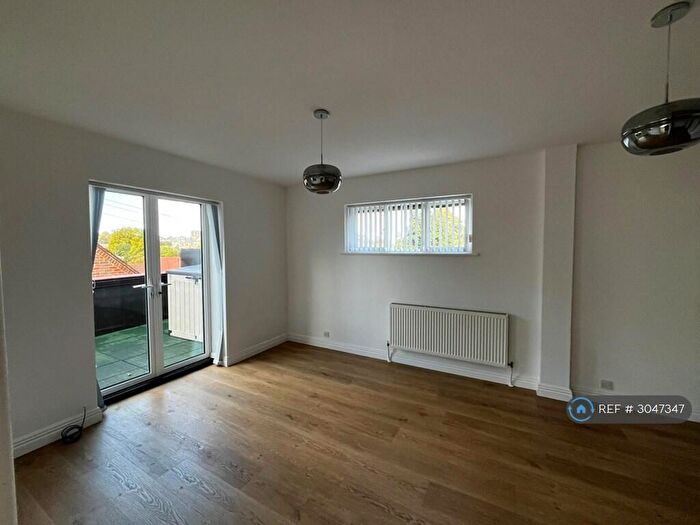 1 Bedroom Flat To Rent In Chesil Street, Winchester, SO23
