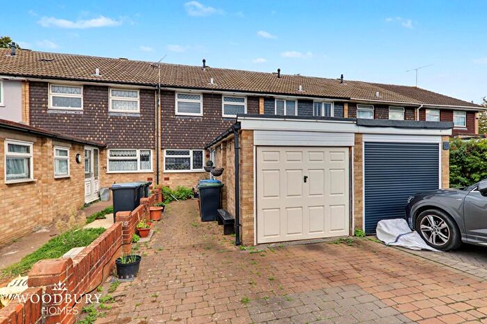 3 Bedroom Terraced House For Sale In Nevill Way, Loughton, IG10