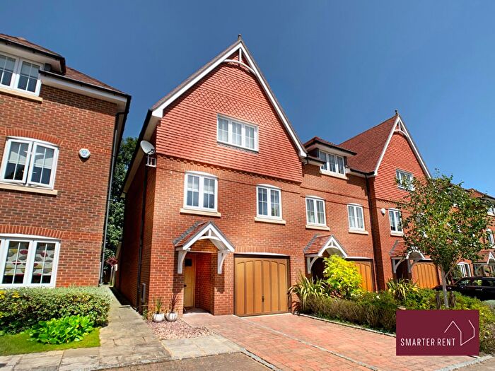 3 Bedroom Semi-Detached House To Rent In Leander Way, Maidenhead, SL6