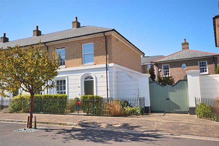3 Bedroom End Of Terrace House For Sale In Halstock Street, Poundbury, Dorchester, DT1