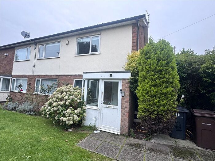 2 Bedroom Flat For Sale In Springwell Road, Bootle, Merseyside, L20