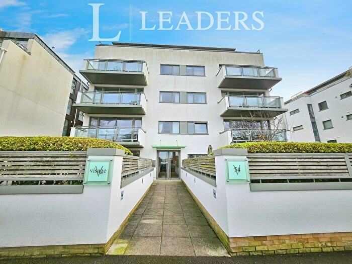2 Bedroom Flat To Rent In Palmeira Avenue, Hove, BN3
