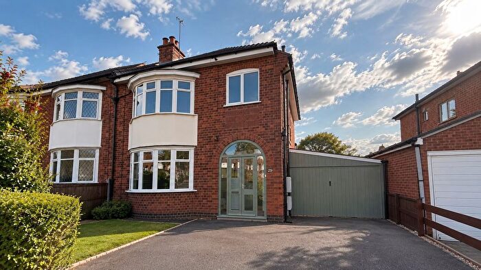 3 Bedroom Semi-Detached House To Rent In Romway Road, Leicester, LE5