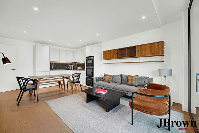 1 Bedroom Flat For Sale In Gatsby Apartments, Gunthorpe Street, London, E1