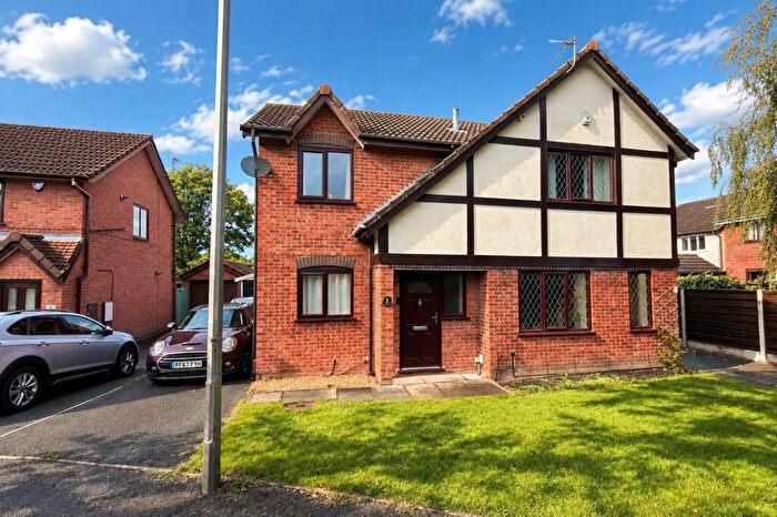 2 Bedroom Property For Sale In Delaford Close, Stockport, SK3
