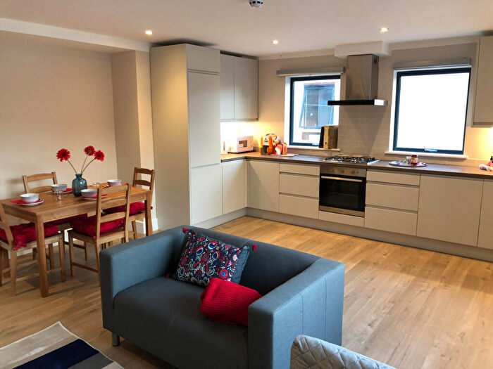 1 Bedroom Apartment To Rent In The Courtyard - New North Road, Rent Includes All Bills, Exeter, EX4
