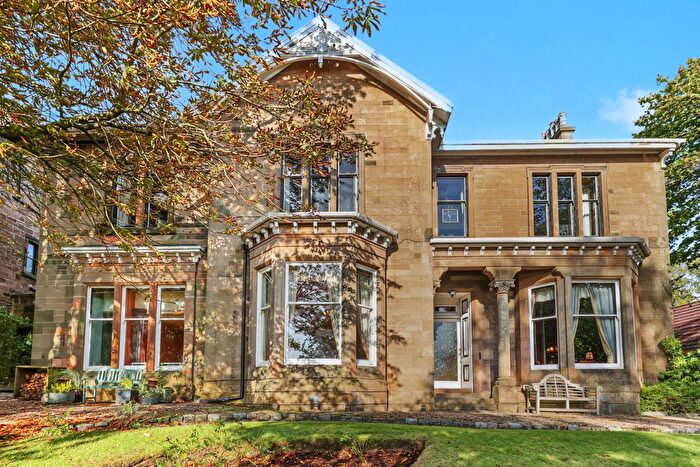 4 Bedroom Flat For Sale In "The Knowe", Queens Drive, Glasgow, Glasgow City, G42