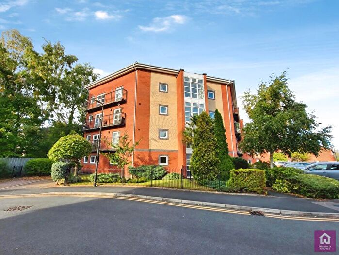 2 Bedroom Flat To Rent In Wharf Road, Sale, Greater Manchester, M33