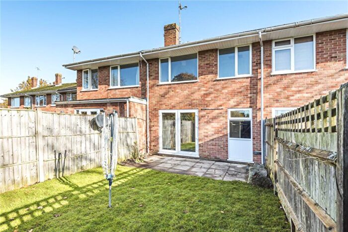 3 Bedroom Terraced House To Rent In Eling Close, Winchester, Hampshire, SO22
