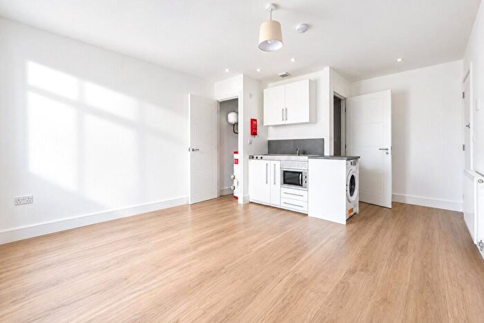 Apartment To Rent In Elizabeth Way, Harlow, Essex, CM19
