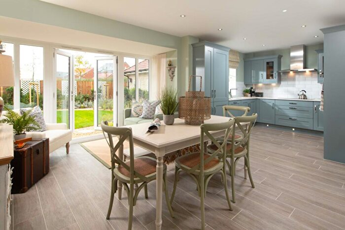4 Bedroom Detached House For Sale In Stratford Drive Overstone, NN6