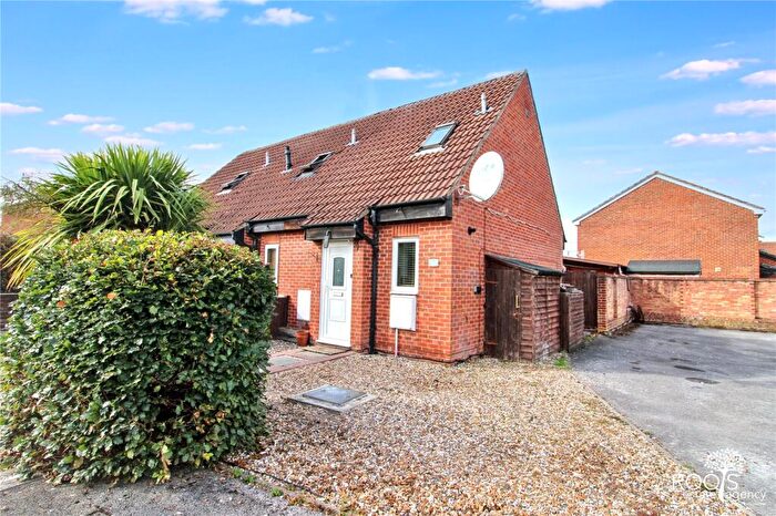 1 Bedroom End Of Terrace House For Sale In Alston Mews, Thatcham, Berkshire, RG19